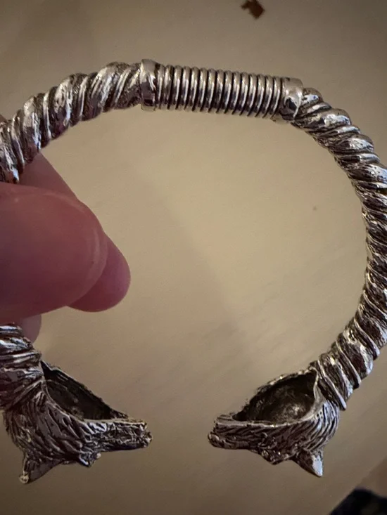 Landau Silver Tone Double Wolf Heads Cuff Bracelet - Picture 4 of 6